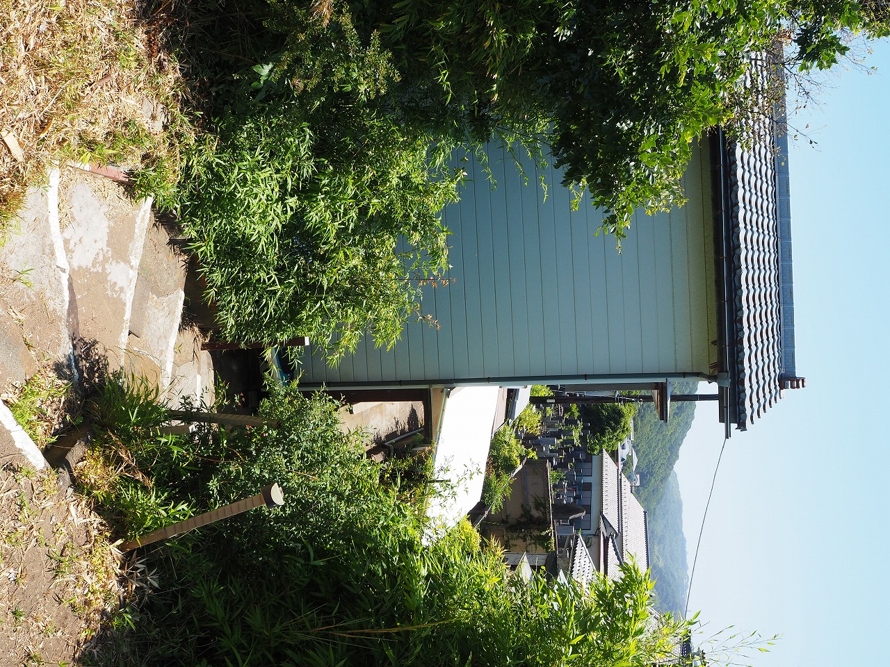 神社からの外観