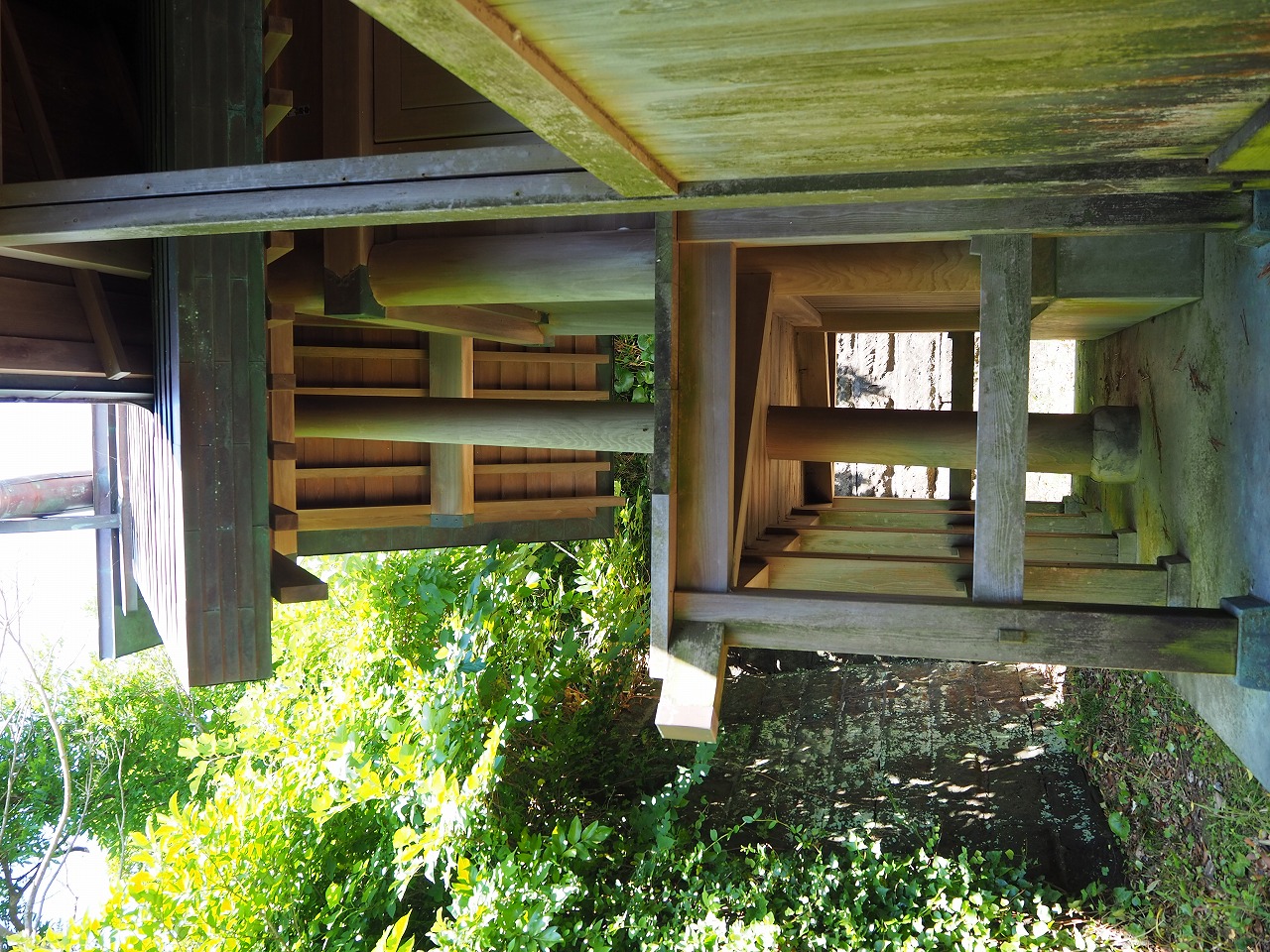 別角度 建物